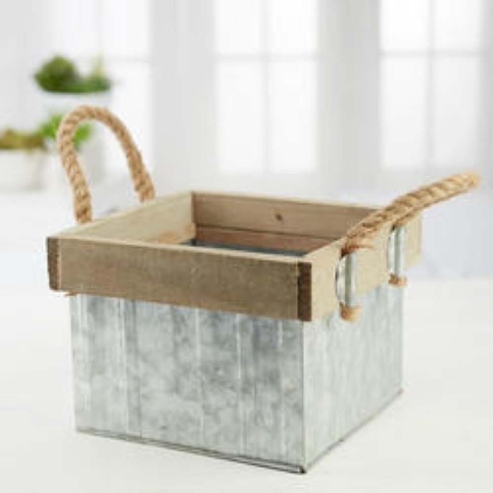 New rustic farmhouse planter box metal wood, and rope light grey2